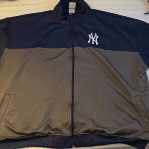 Ney York Yankees Zip up sweater size 5XL